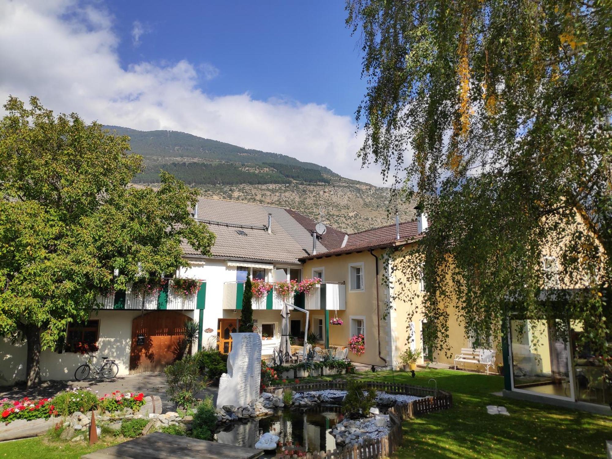 Apartmán Obstbauernhof Fohlenhof Lasa Exteriér fotografie